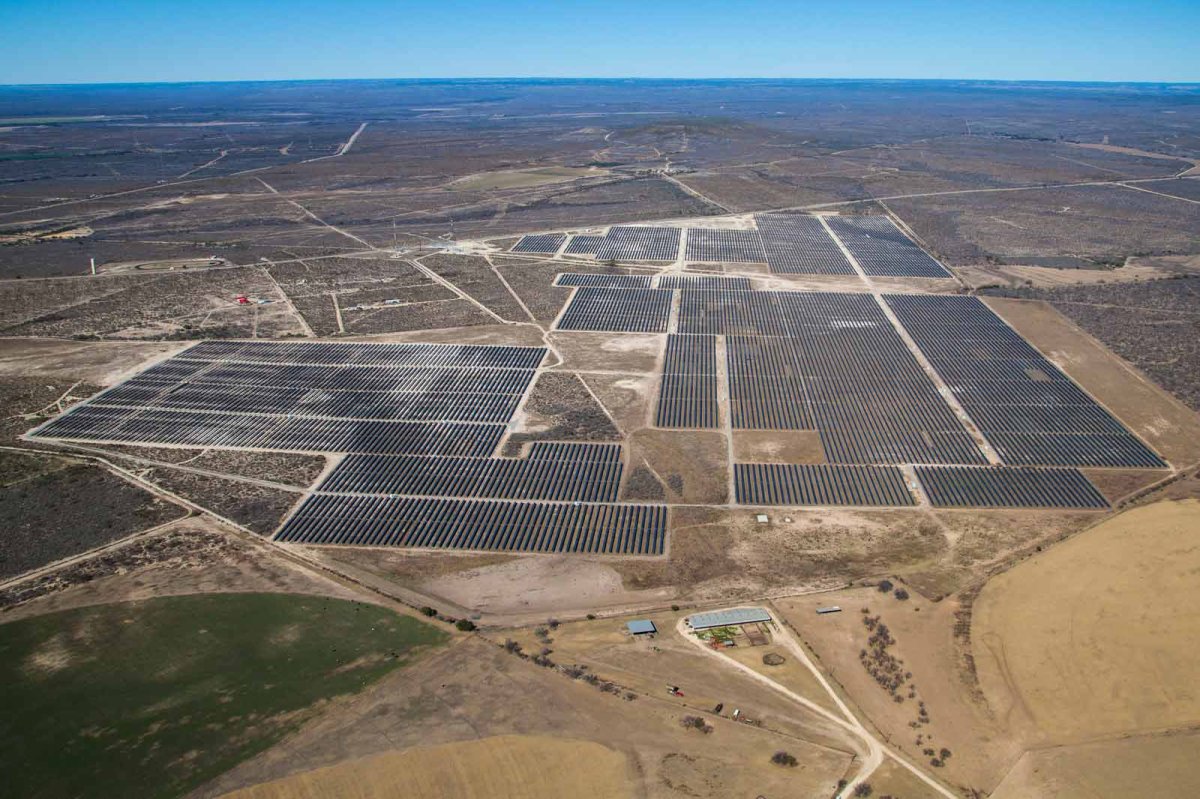 RWE completa la construcción de una planta solar de 100 MW en EEUU