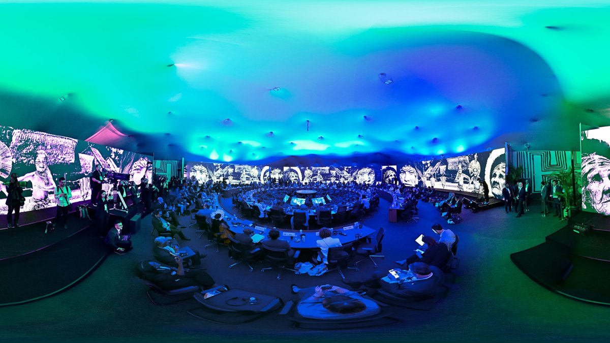 esión plenaria de líderes durante la Conferencia de las Naciones Unidas sobre el Cambio Climático COP30.