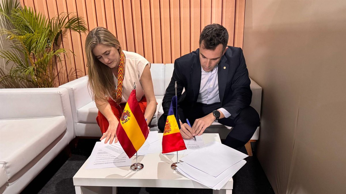 España y Andorra firman un convenio para una nueva interconexión eléctrica internacional