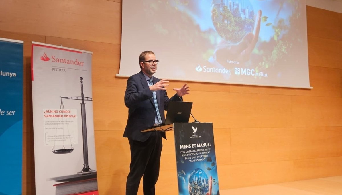 El Gobierno destaca el papel de la industria ante la incertidumbre internacional