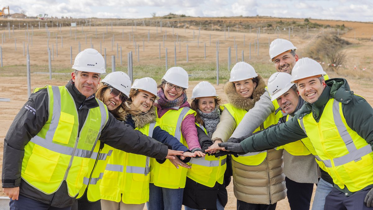 Zelestra cierra un PPA con Microsoft para suministrar energía de dos plantas solares en Aragón para sus centros de datos
