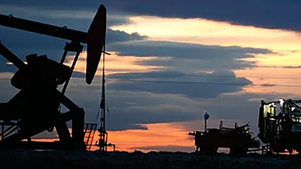 La argentina YPF y Eni firman un acuerdo para buscar petróleo en aguas profundas de Uruguay