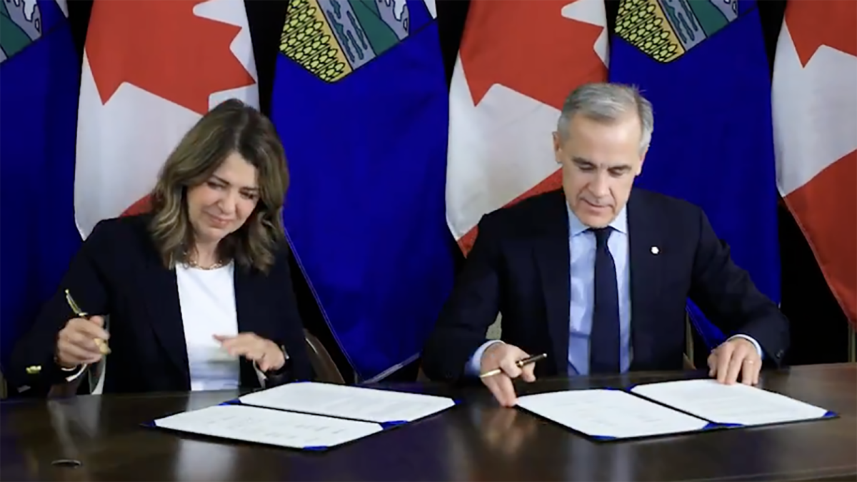 Canadá construirá un oleoducto, que crea polémica en el país, para exportar crudo a Asia