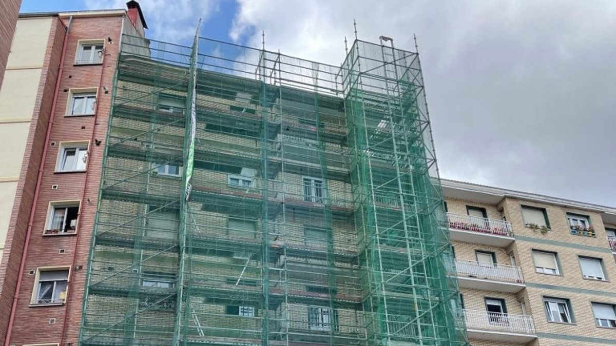 España debe invertir casi 40.000 millones hasta 2030 para reducir el consumo energético de los edificios