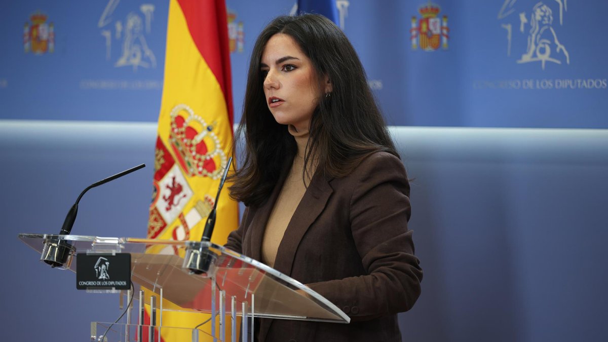 La portavoz de Vox en el Congreso, Pepa Millán, durante una rueda de prensa en el Congreso de los Diputados.