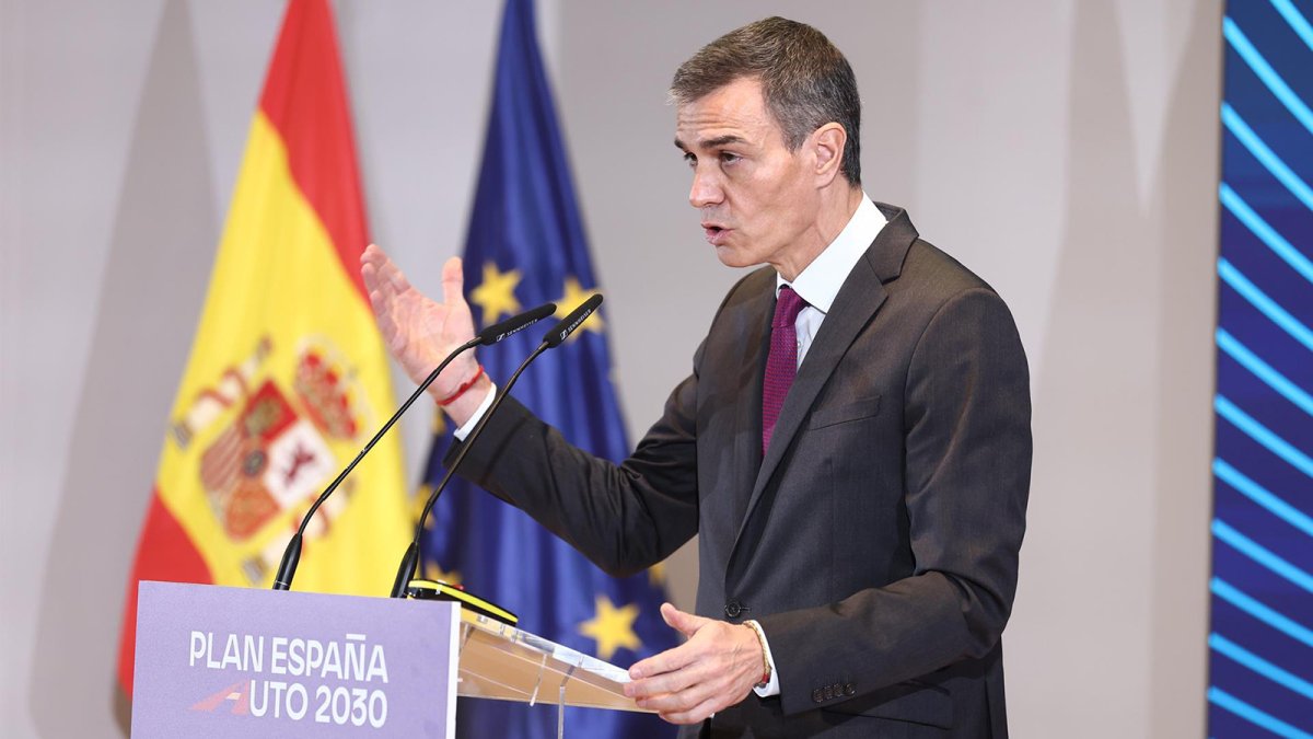 El Ejecutivo destinará 1.280 millones de euros en 2026 para impulsar el vehículo eléctrico