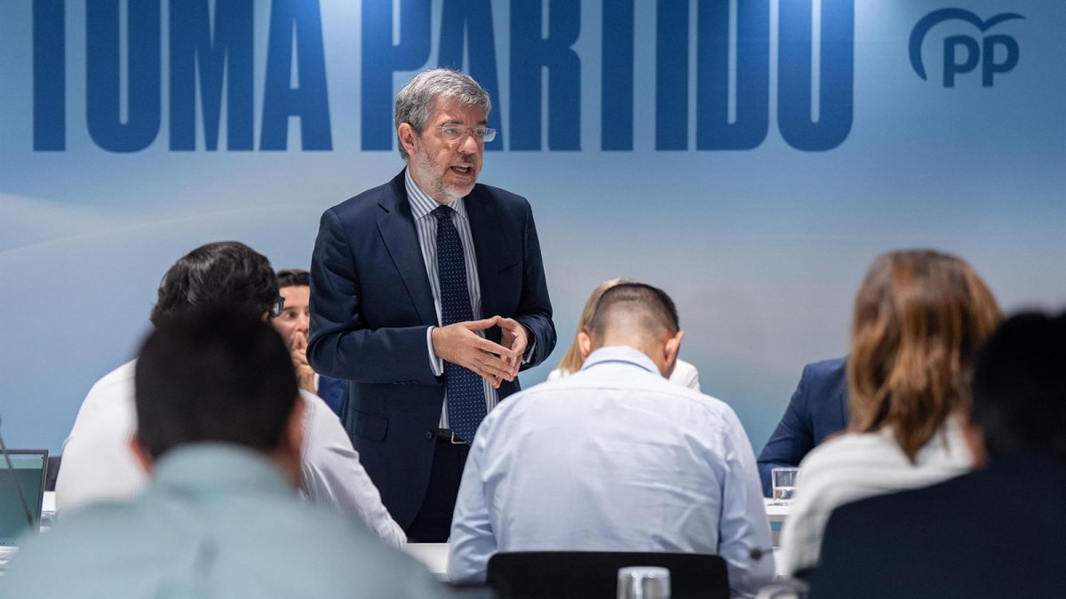 El PP insta a Sánchez a rectificar sus políticas del automóvil después de quedarse "solo y aislado"