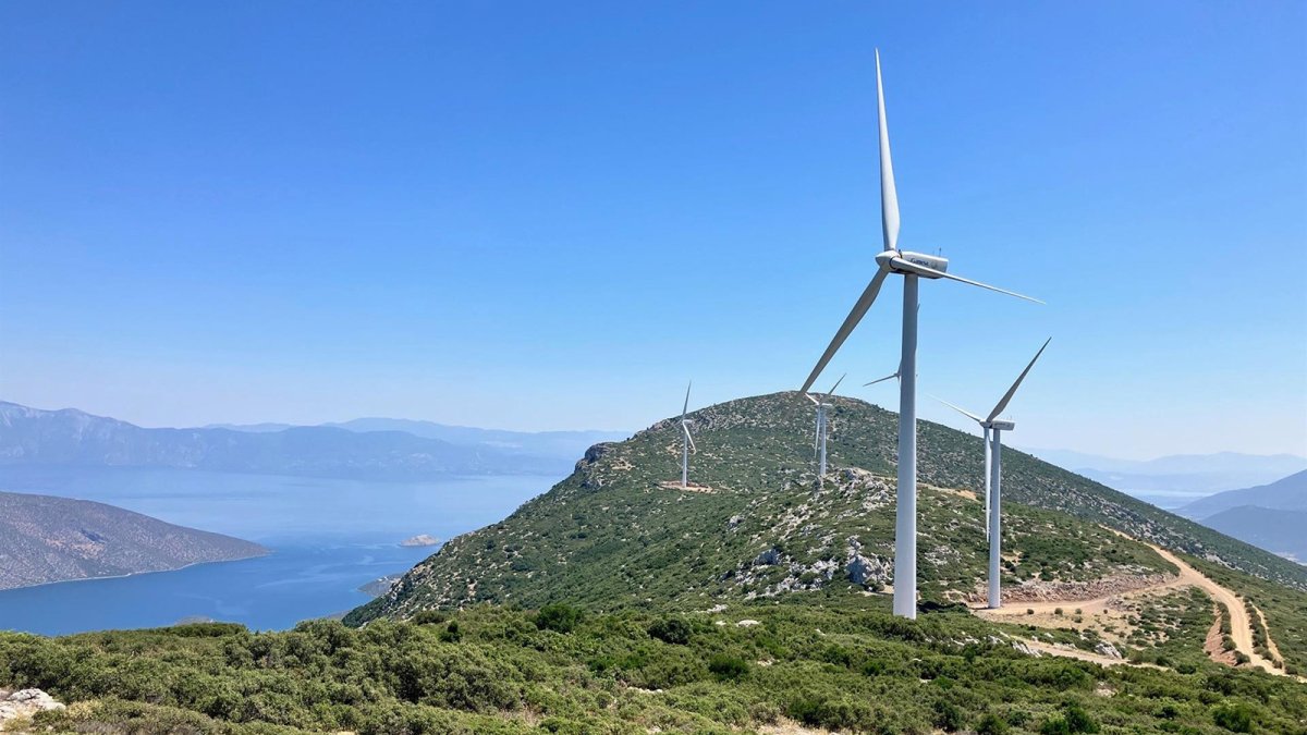 Asterion compra el 50% de los activos renovables de TotalEnergies en Grecia