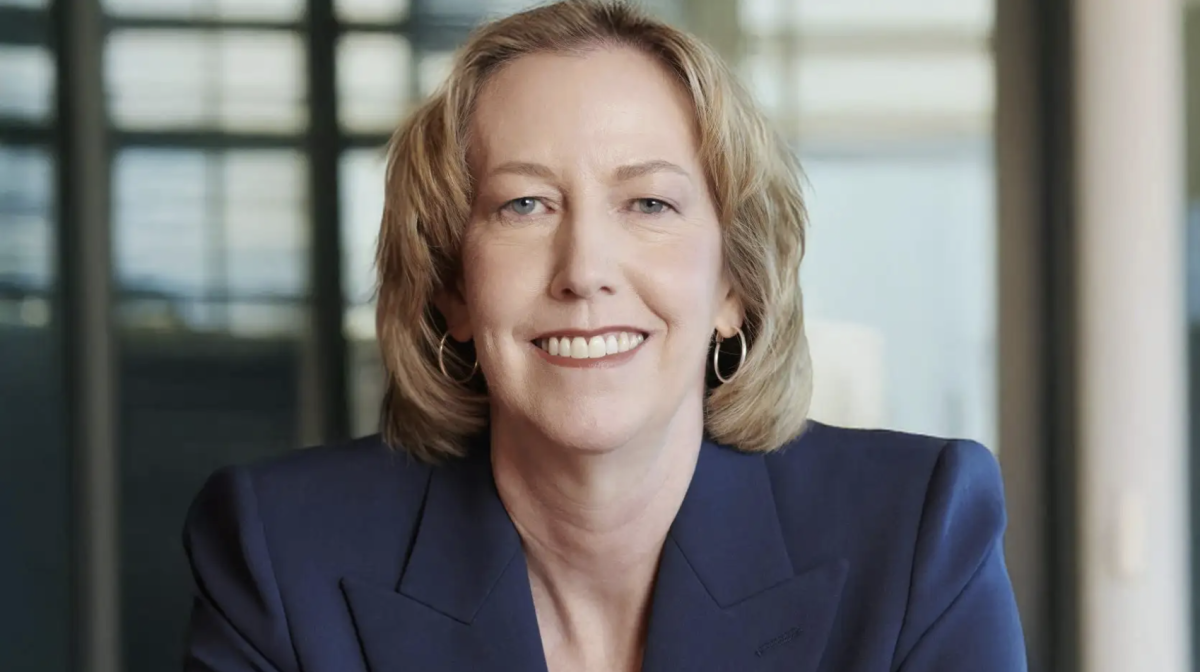 BP nombra a Meg O'Neill (Woodside Energy) nueva CEO de la compañía a partir del 1 de abril de 2026
