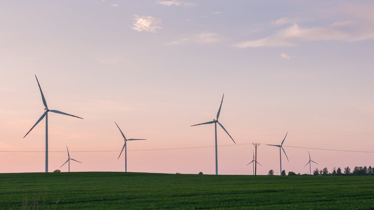 EDP firma un PPA híbrido con la polaca Energa para una cartera de 322 MW de eólica y solar