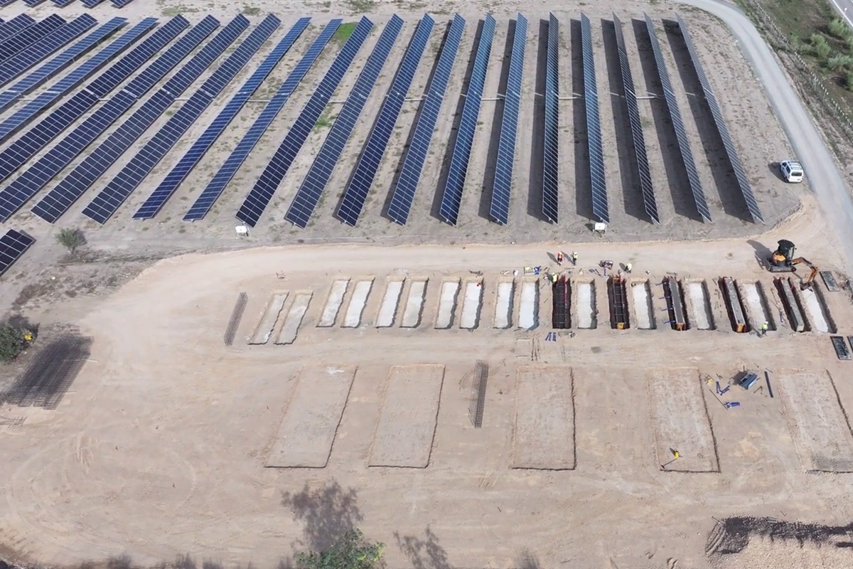 Naturgy se pone las pilas y suma otros siete proyectos de almacenamiento con baterías en España