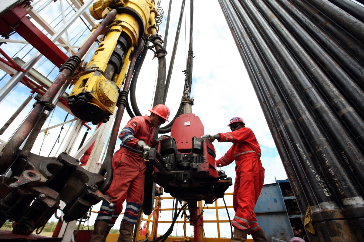 Del Plan Siembra a los “riesgos above-ground”: ¿Qué factores dificultan la transformación de la industria petrolera venezolana?