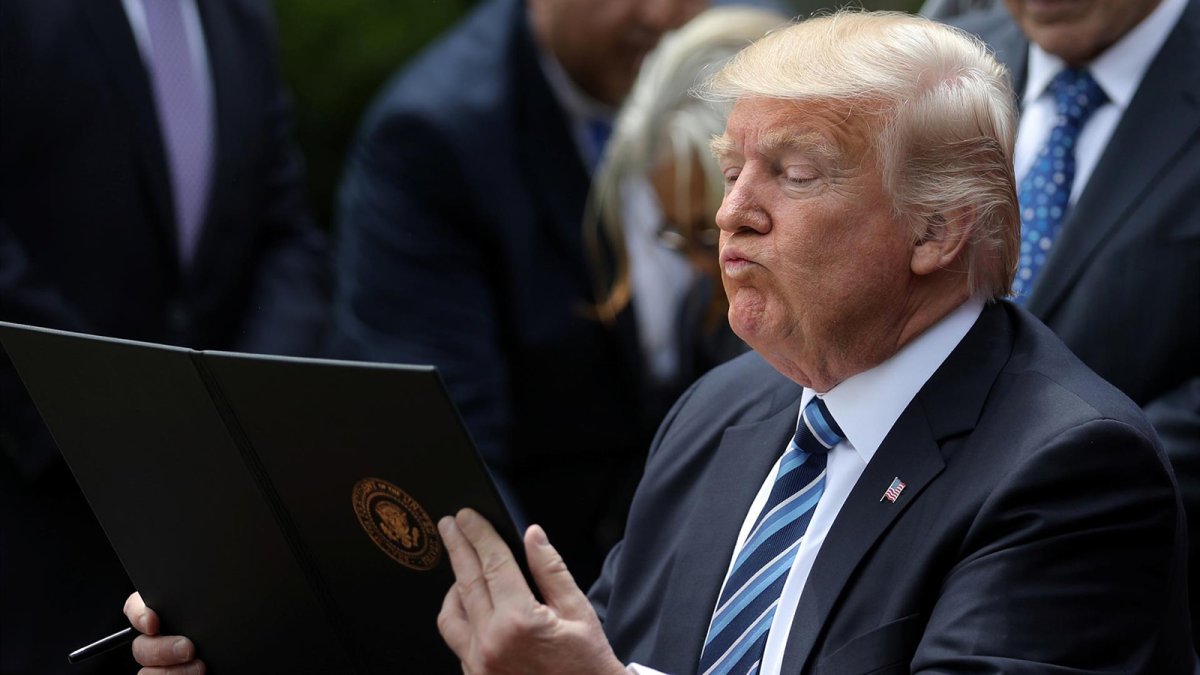 El barril de Brent cotiza a más de 63 dólares tras pedir Trump a las petroleras que inviertan en Venezuela