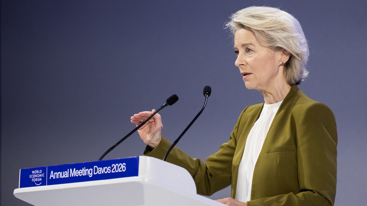 Von der Leyen ve un "error" los aranceles de Trump y prevé una respuesta "firme, unida y proporcionada"