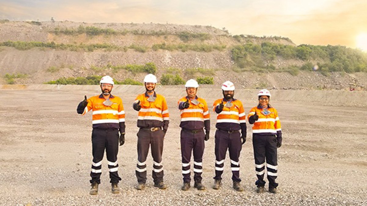 Equipo de Sedgman (Cimic).