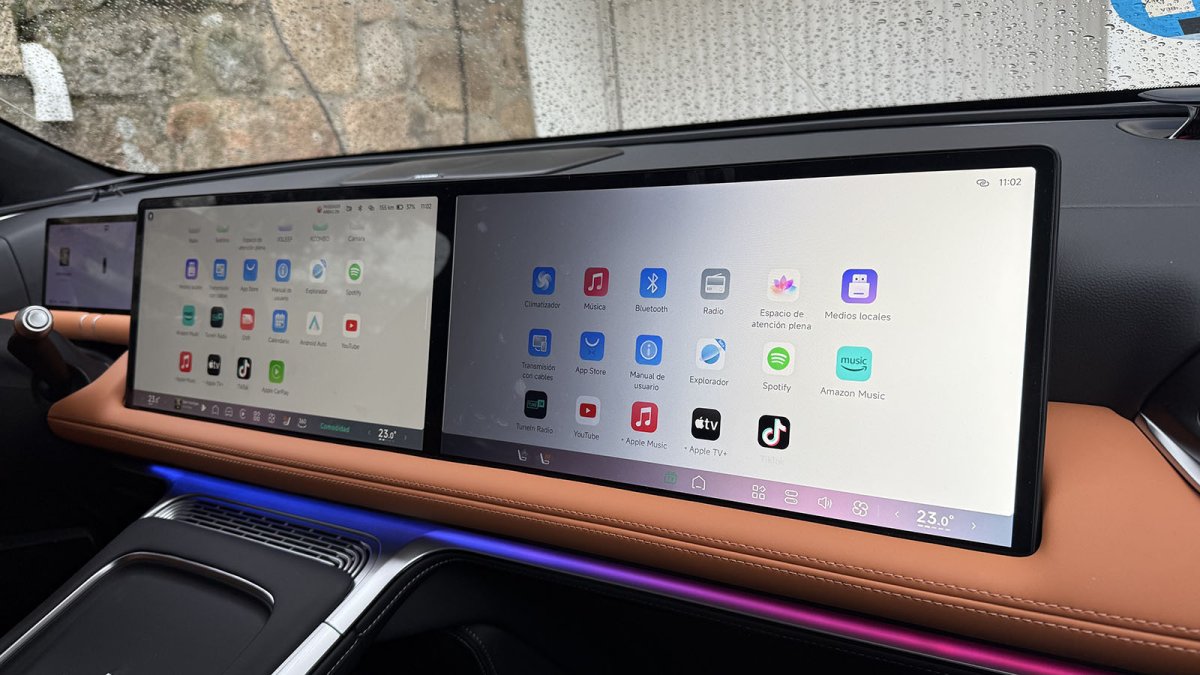 China quiere coches más prácticos y seguros: ¿adiós a las pantallas?