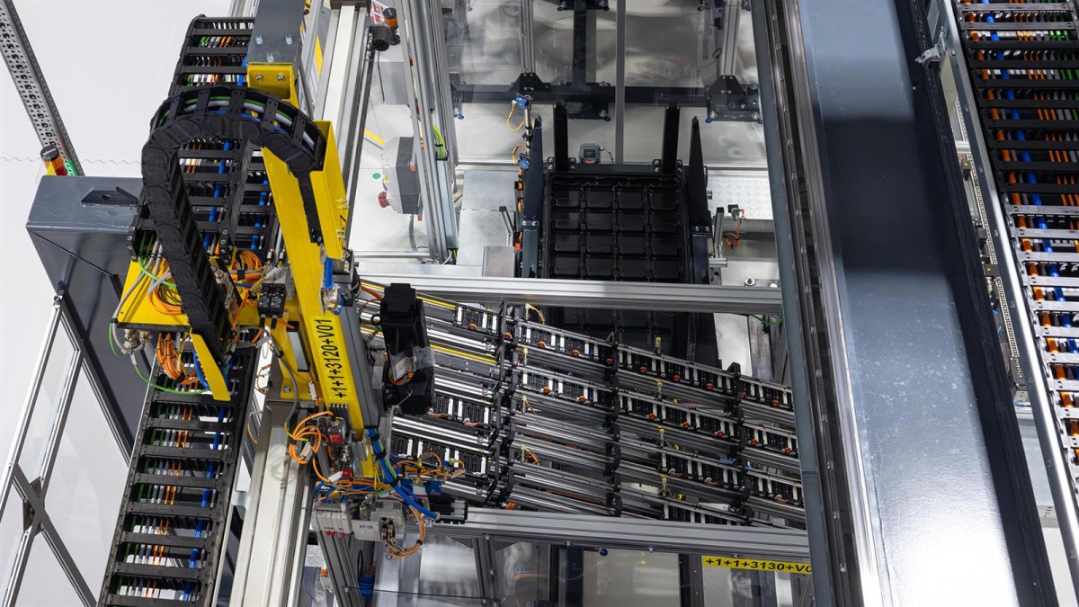 Porsche arranca la producción del nuevo Cayenne Electric en Eslovaquia