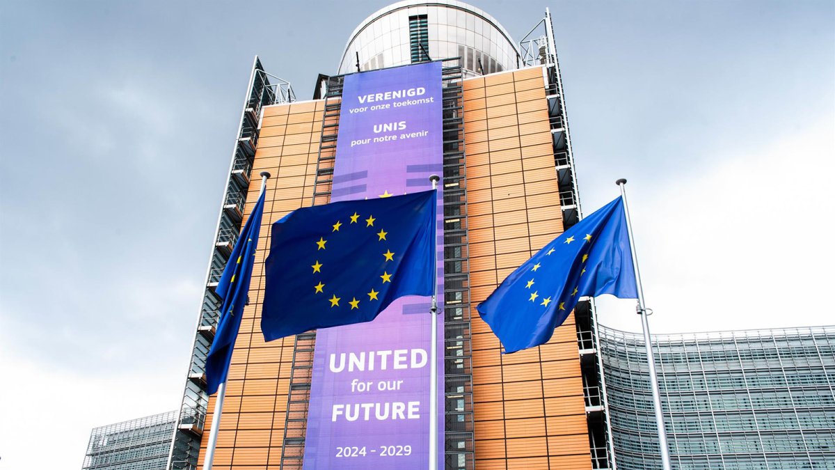 La UE apoya con 700 millones la línea piloto NanoIC para la producción de semiconductores europeos