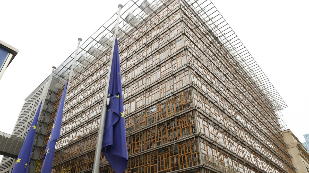 Los líderes UE buscan este jueves reactivar la competitividad, abiertos a avanzar sin los socios rezagados