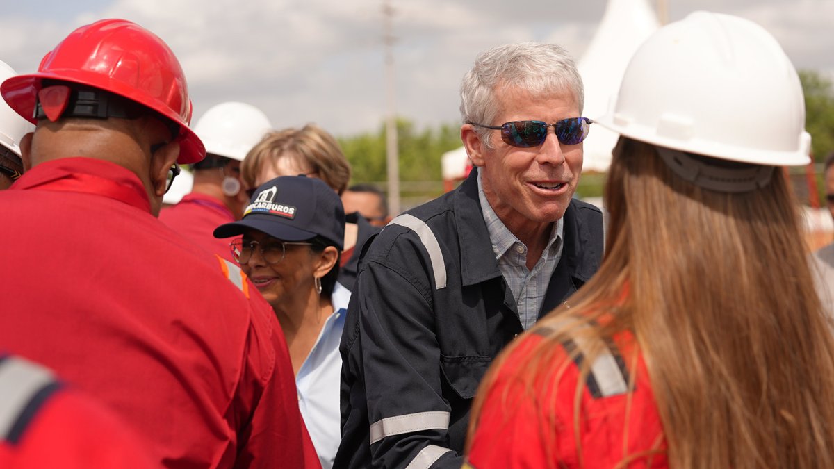 Delcy Rodríguez dice sentirse "muy contenta" por la cooperación entre Venezuela y EEUU