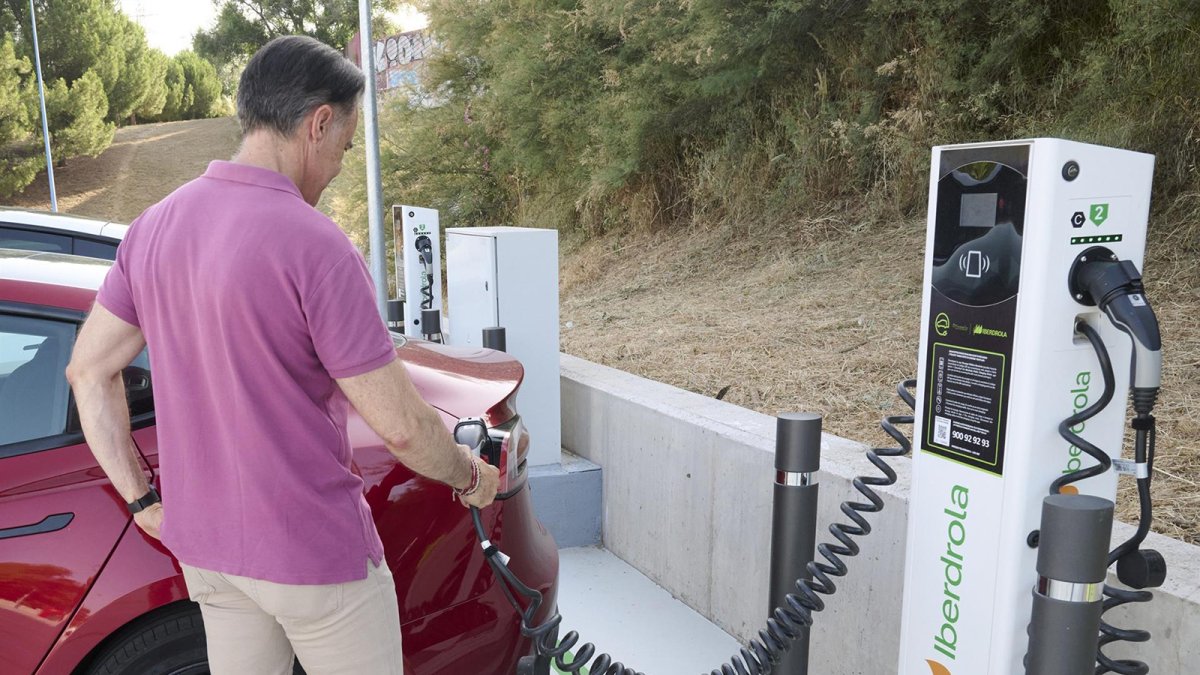 Iberdrola concentra el 22% de la infraestructura pública de recarga operativa en España