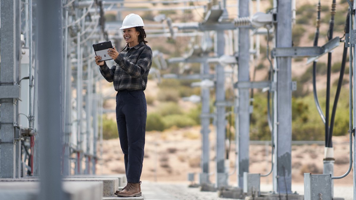 Microsoft ya es 100% renovable: consume toda su electricidad con energía limpia tras comprar 40 GW en la última década