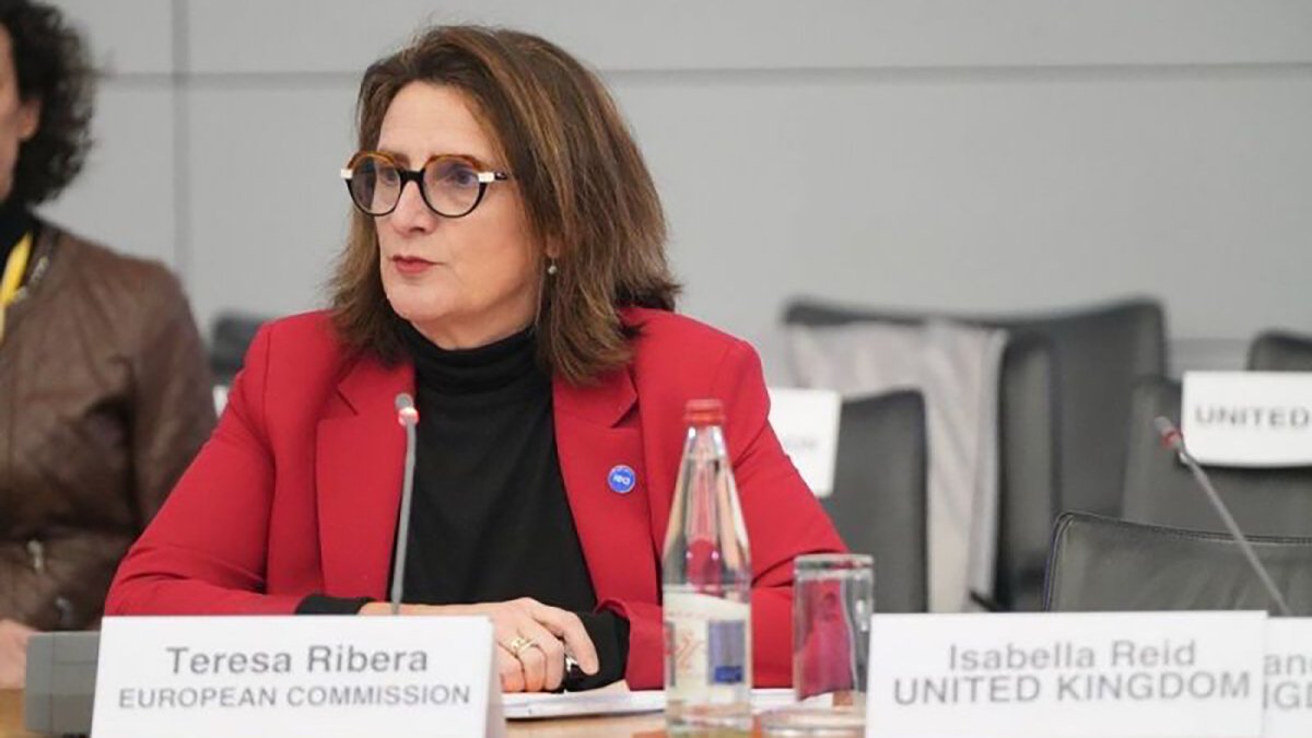 La Comisión Europea sugiere que los países de la UE compartan queroseno