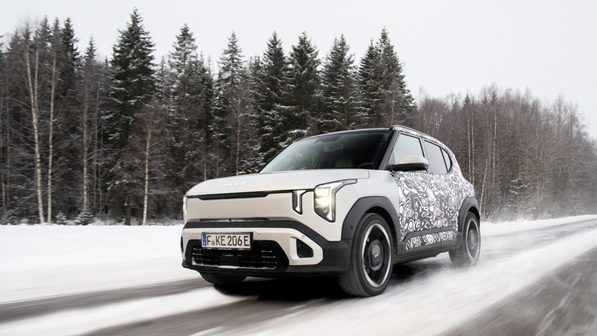 El Kia EV2 alcanza los 310 km de autonomía en su versión de largo alcance y en temperaturas bajo cero