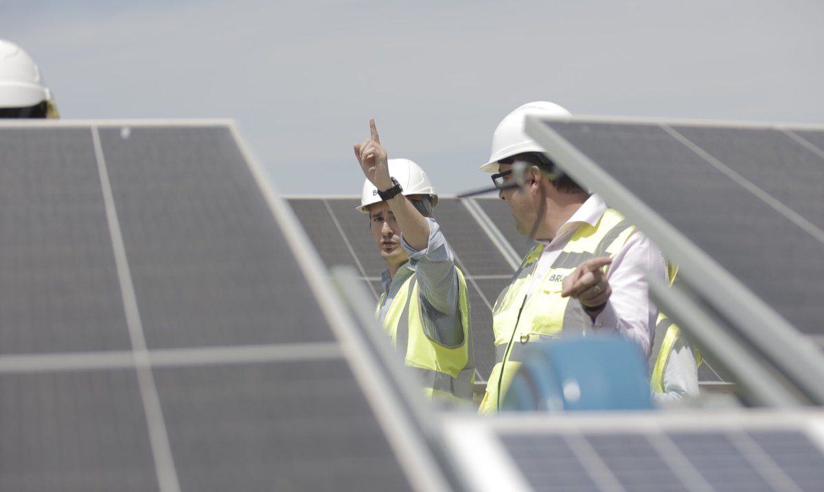 La canibalización de la fotovoltaica en España obliga a una nueva ola de refinanciaciones de plantas solares