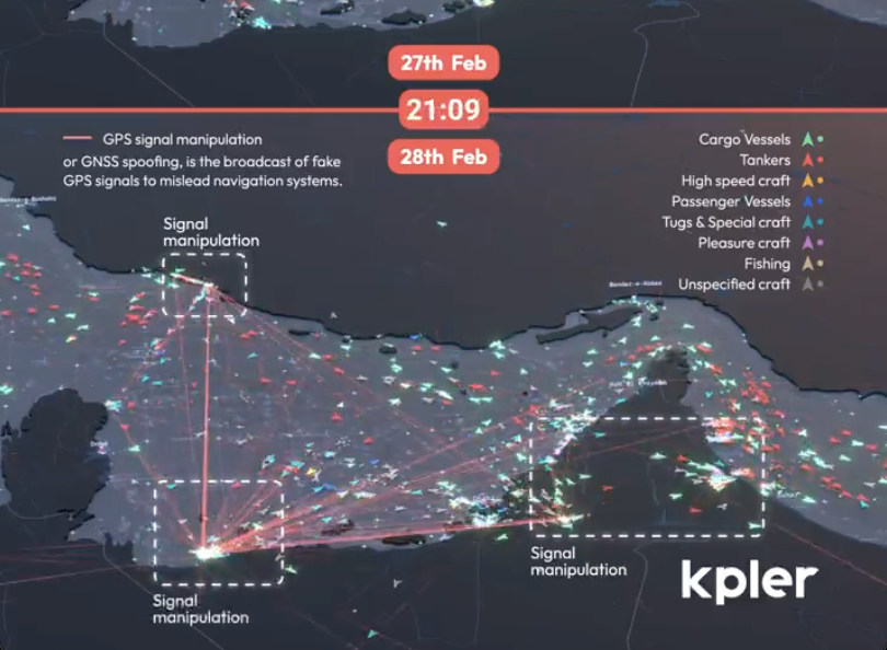El exceso de crudo fuerza la reapertura de Ormuz