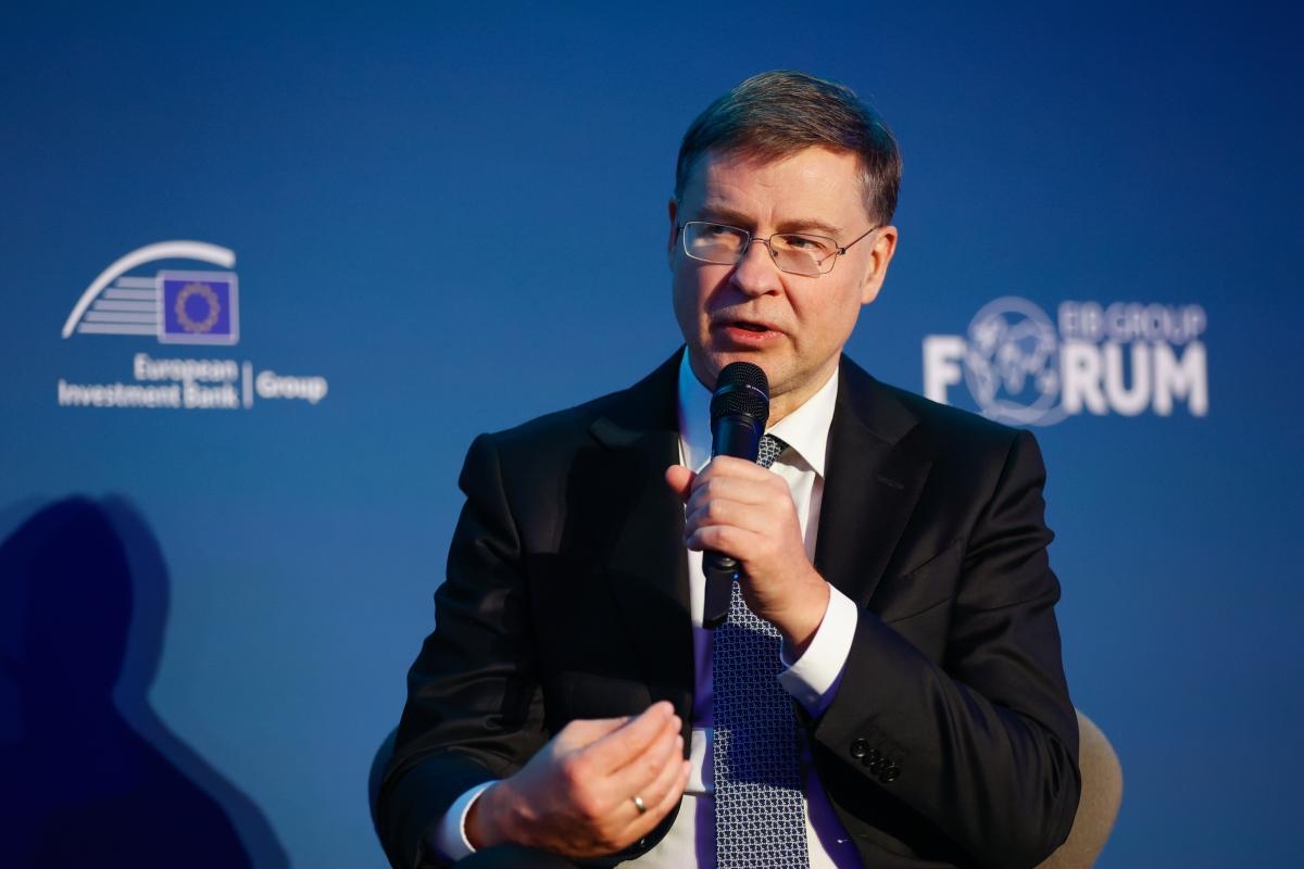 Bruselas pide que las rebajas fiscales a la energía no pongan en peligro las cuentas públicas