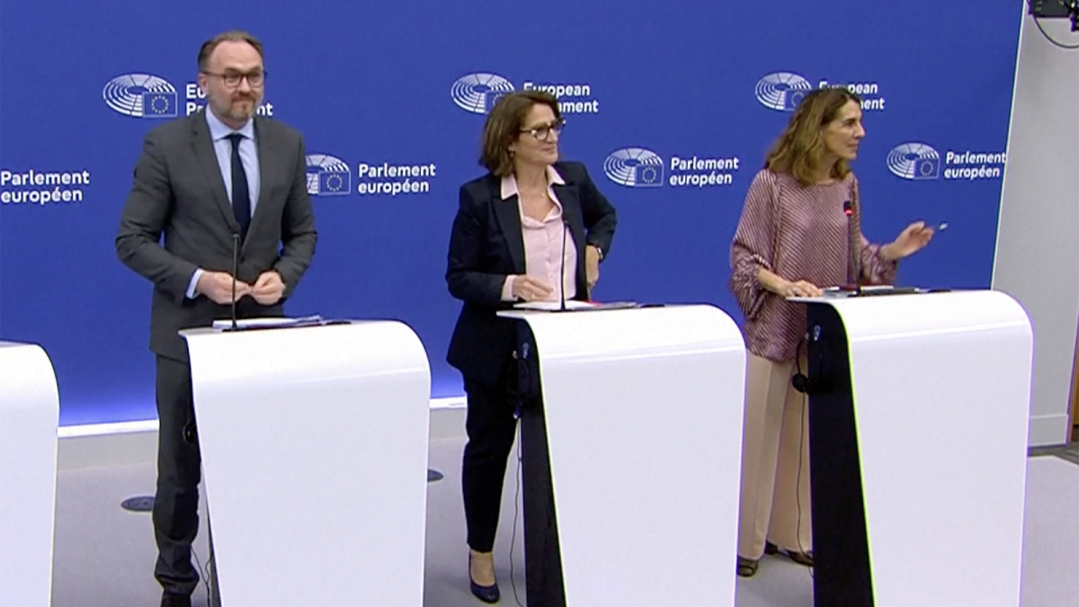 La CE propone reforzar inversión energética y dar un impulso a la innovación nuclear