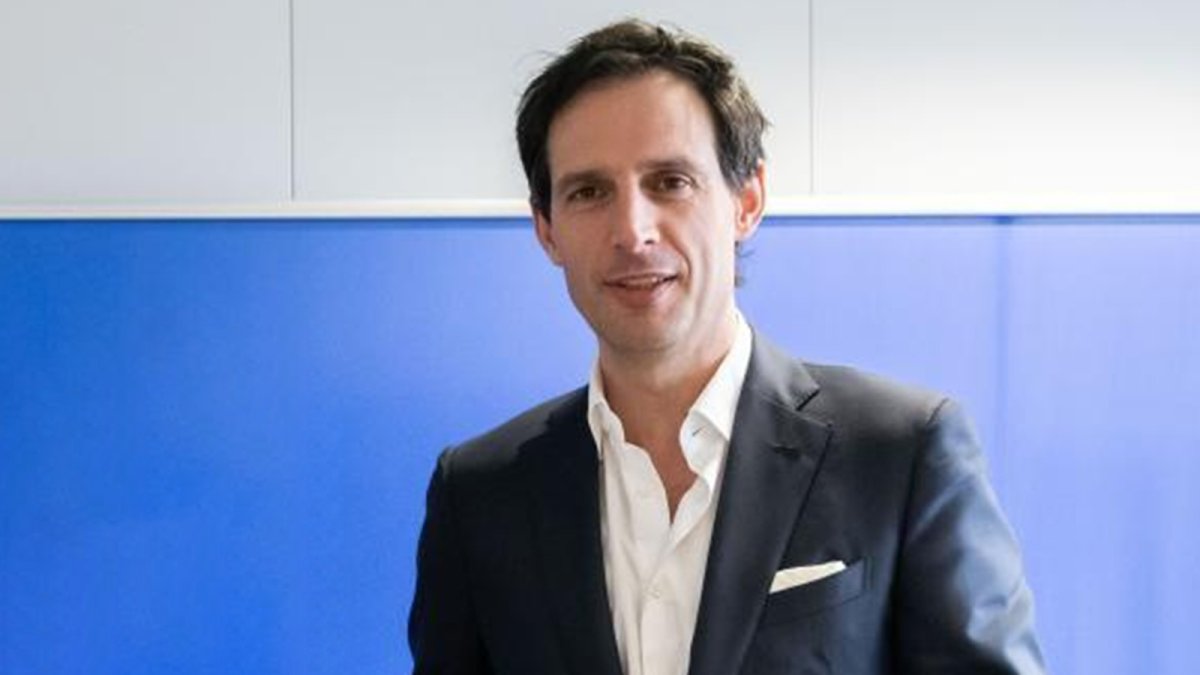 Los 27 chocan por la flexibilización de las emisiones de coches en 2035 y el motor de combustión