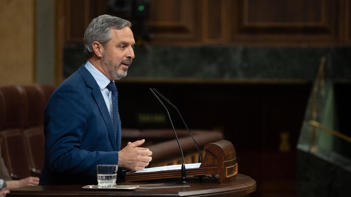 El Gobierno recauda 50 millones más en dos semanas con el IVA de los carburantes, según denuncia el PP