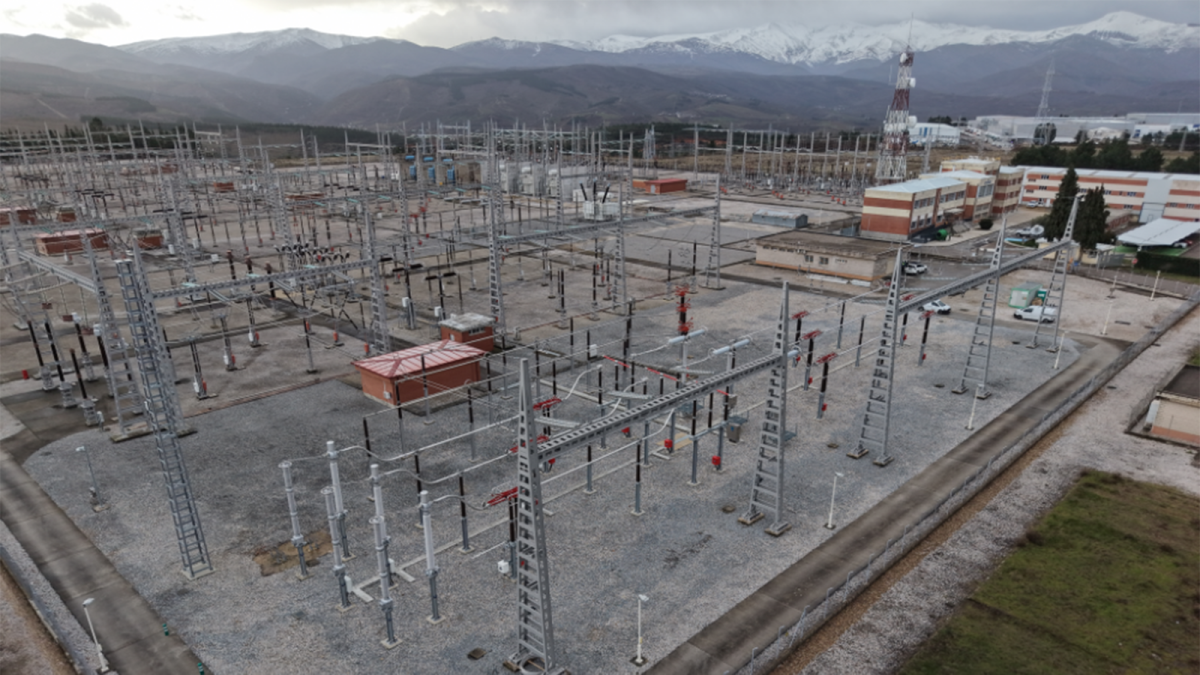 Red Eléctrica finaliza la ampliación de la subestación Montearenas 400 kV en Castilla y León