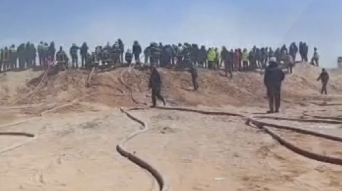 El yacimiento petrolífero Sharara reduce su producción un 50% por un incendio