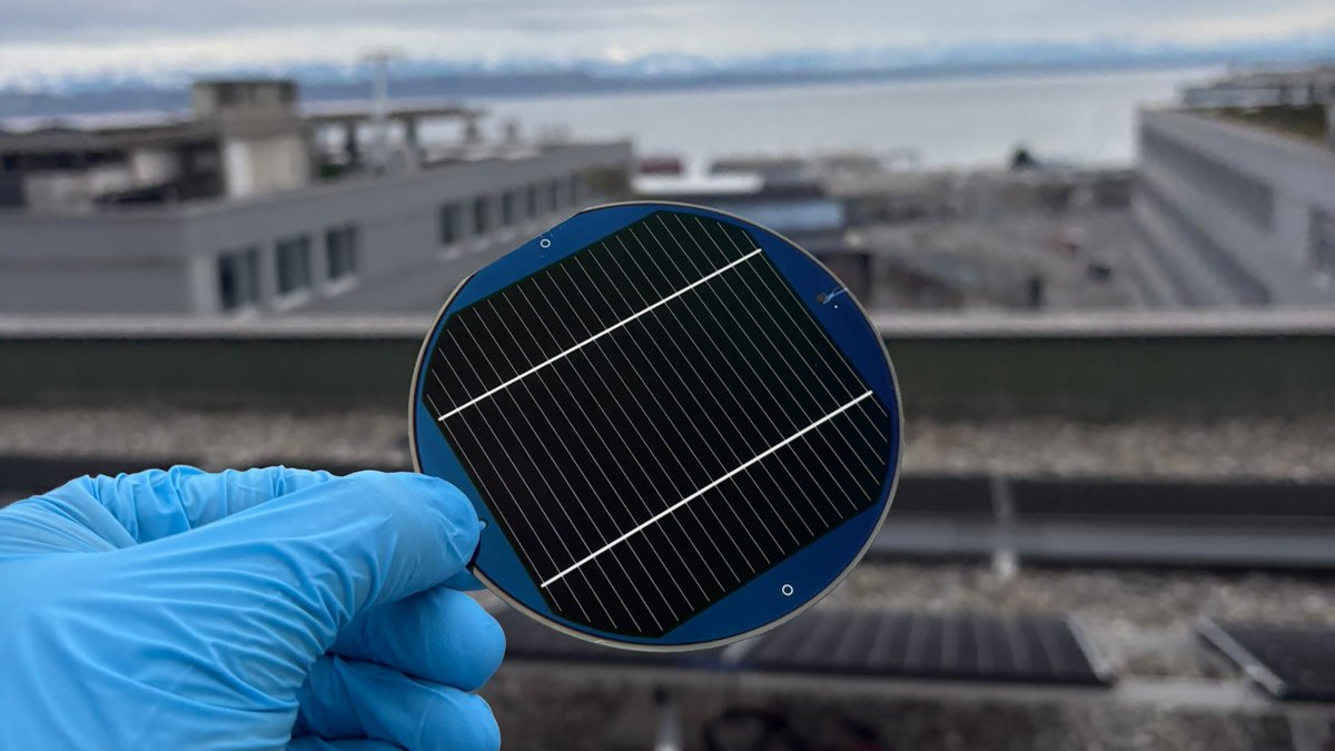 Un nuevo diseño de célula solar rompe la barrera del 30% de eficiencia