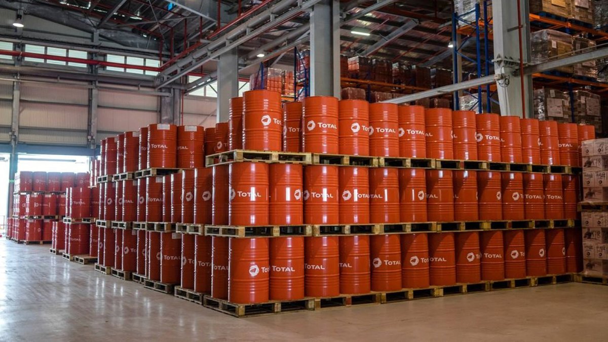 El petróleo retoma la senda alcista y vuelve a superar los 100 dólares por barril