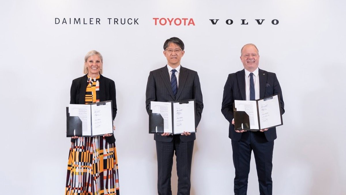 Toyota se une a Daimler Truck y Volvo Group para colaborar en tecnología de pilas de combustible