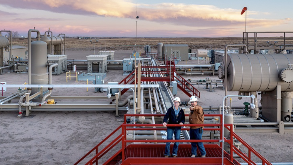 Libia acuerda con Chevron evaluar las reservas de petróleo y gas de esquisto en el país