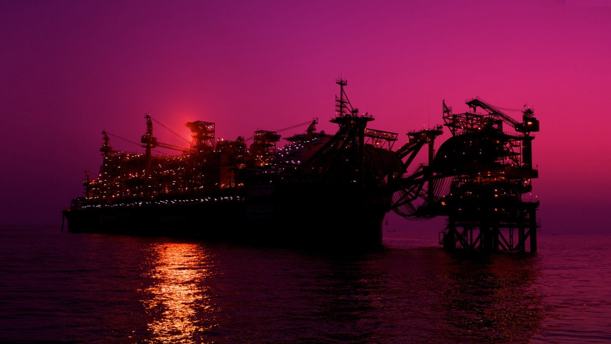Seis petroleras duplican beneficios en la UE desde crisis de Ormuz
