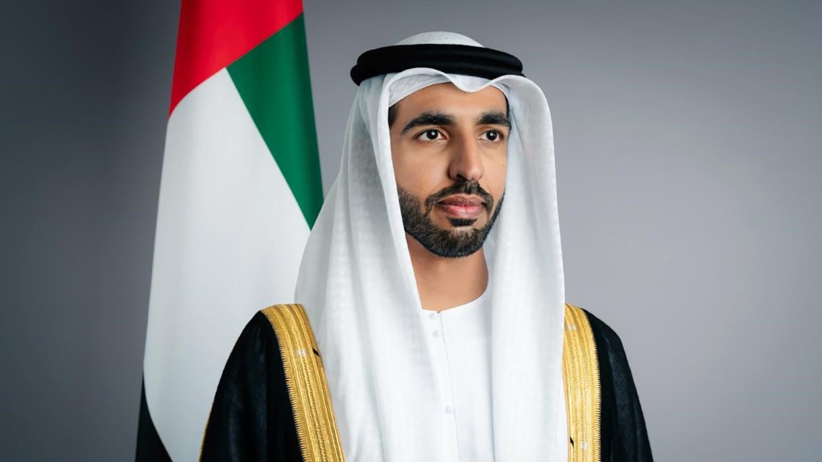 Emiratos afirma que hacer frente a Irán para desbloquear Ormuz es una "necesidad colectiva"