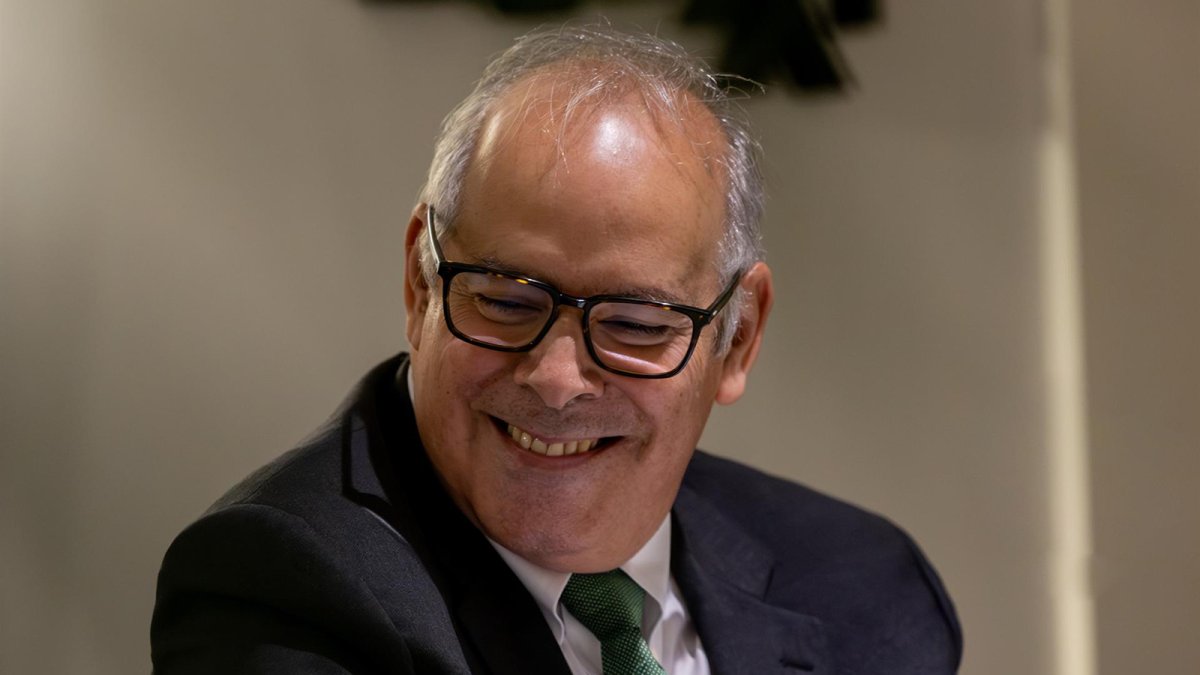 Ruiz-Tagle (Iberdrola España) defiende la nuclear para evitar "locuras" en la transición energética