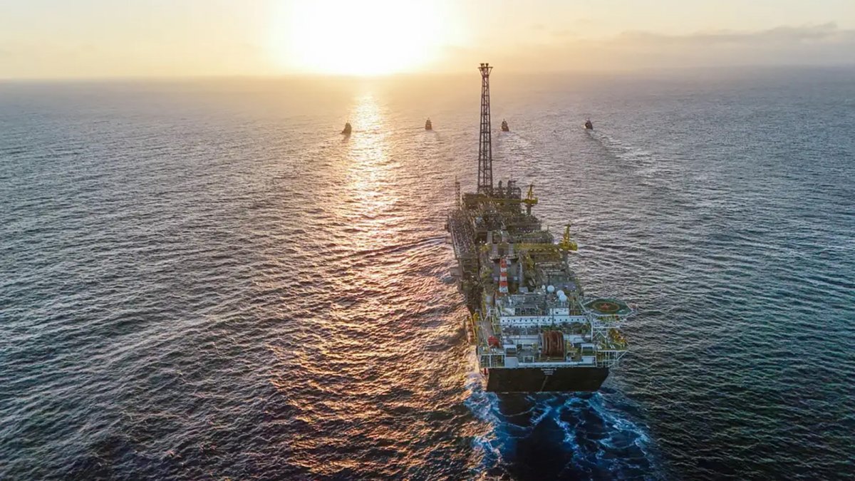 Petrobras contrata cuatro navíos petroleros medianos por 427 millones de dólares
