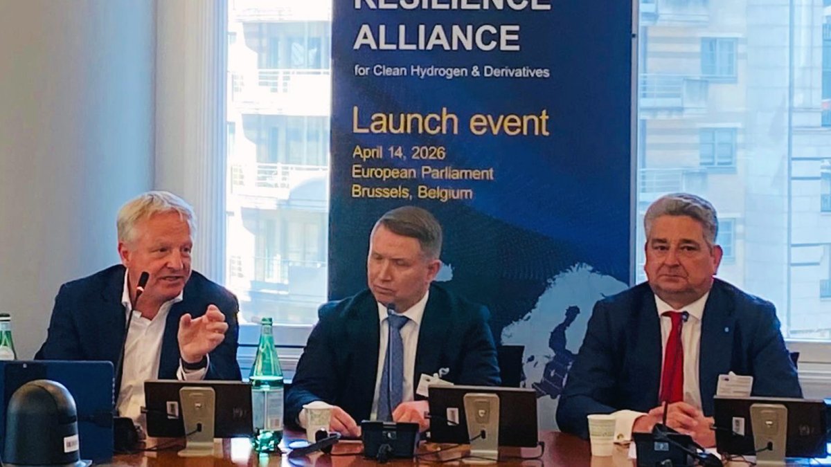 La industria del hidrógeno europeo hace piña y pide una regulación más clara para llevar a cabo las inversiones