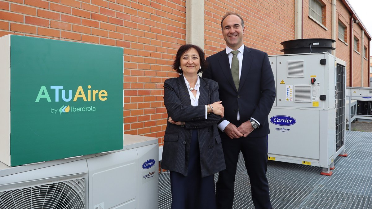Carrier y ATuAire by Iberdrola sellan una alianza para impulsar la bomba de calor eléctrica en sectores de alta demanda térmica