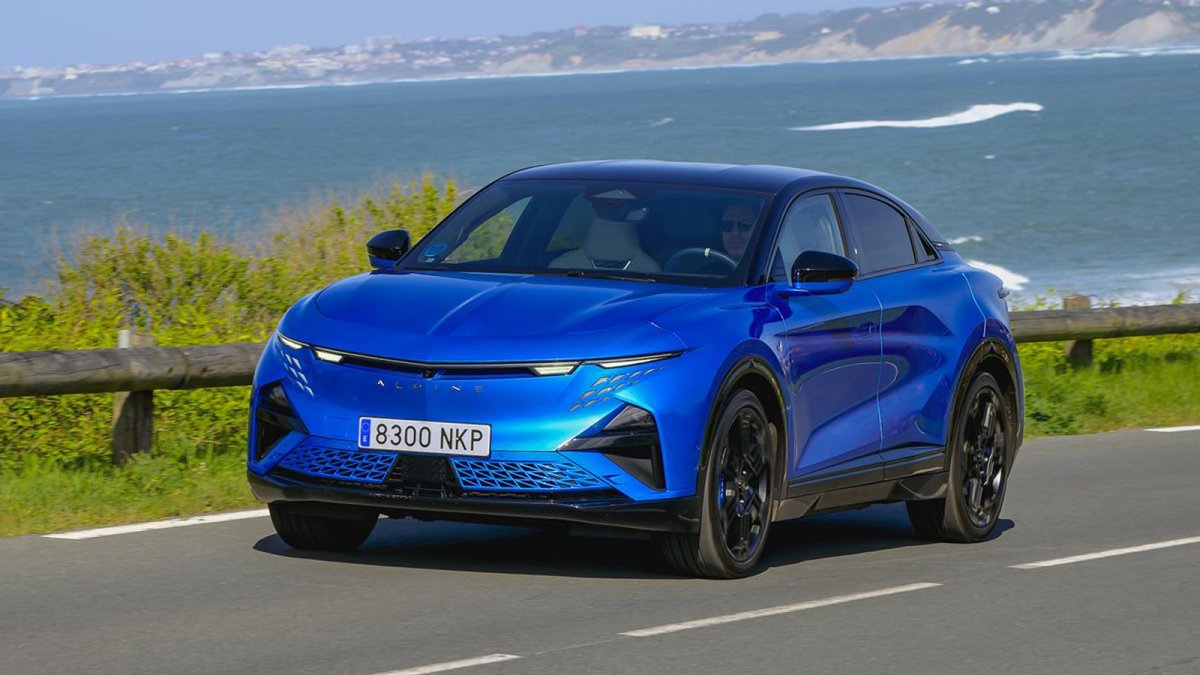 Alpine lanza el A390, su nuevo fastback eléctrico con 400 CV, 557 km de autonomía y desde 67.500 euros