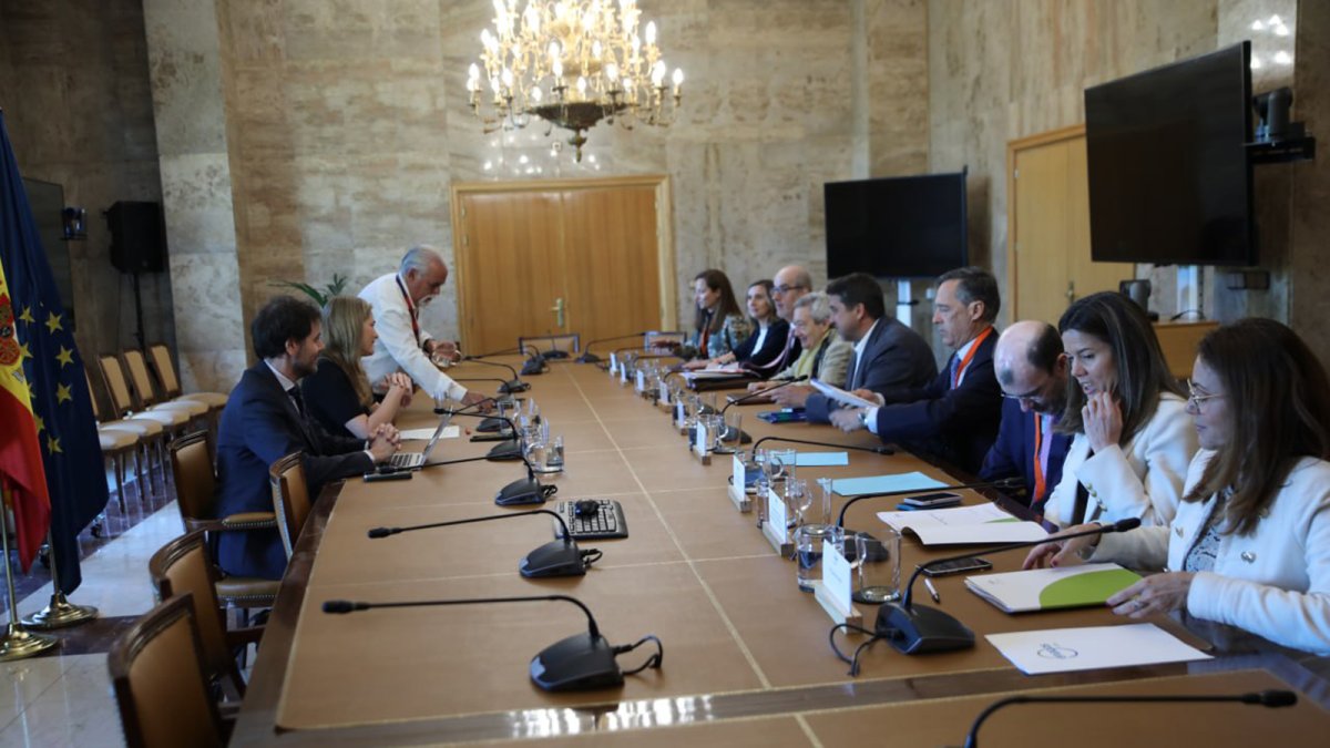 El Gobierno evalúa cuándo liberar más reservas de petróleo y destaca la robustez de suministro