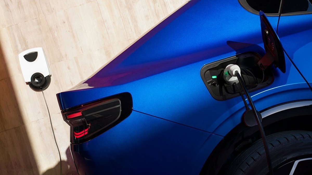 Ford acuerda con Octopus Energy ofrecer la instalación gratuita de puntos de recarga domésticos