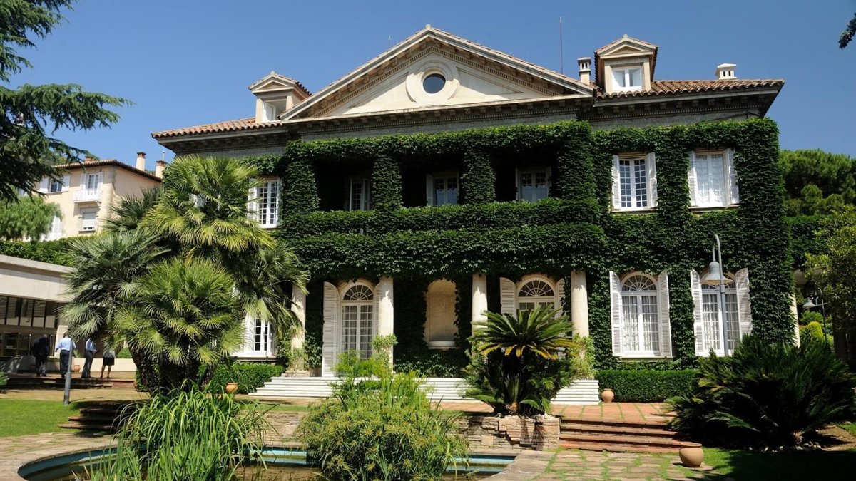 IESE acoge la 40 edición de Auto Mobility centrada en los retos de futuro de la automoción